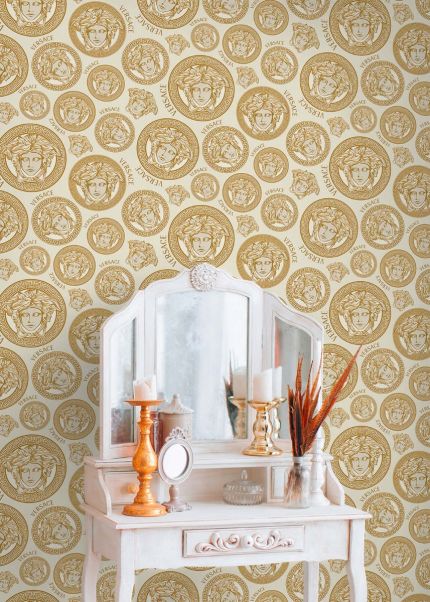 Hippolyte Gold Cream