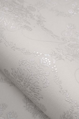 Charlotte Gris Clair - hover