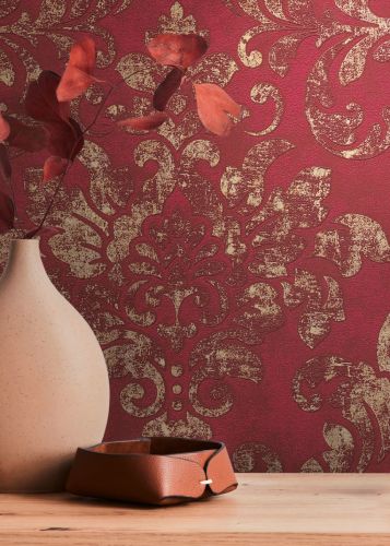 Julorie Red Gold 