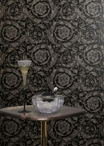 Versace — Elancia Black Gray